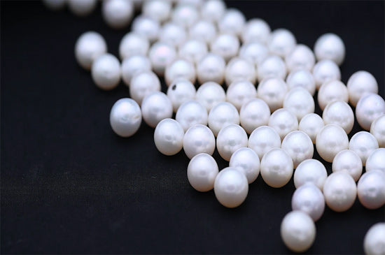 Differences Between Freshwater Pearls and Saltwater Pearls: