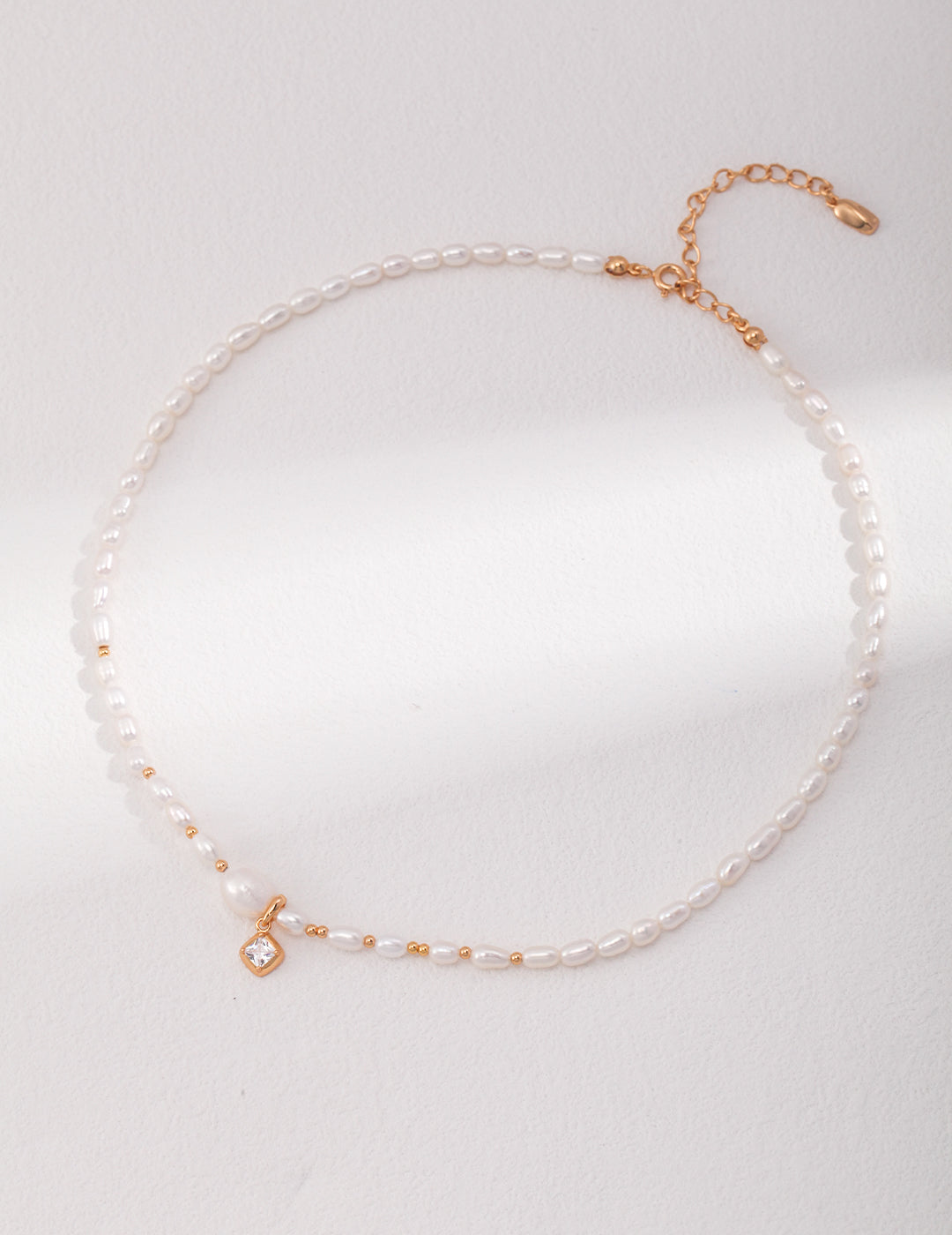 Haoshi Pearl Necklace/Beizhu Earrings