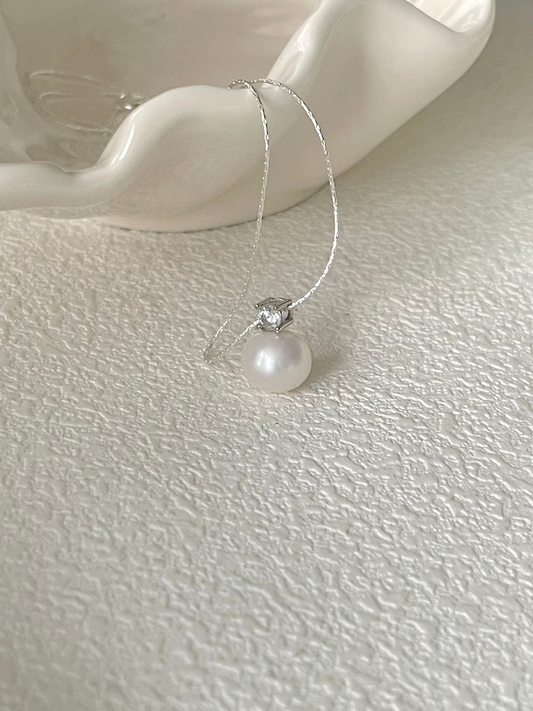 White Daifei Pearl Necklace