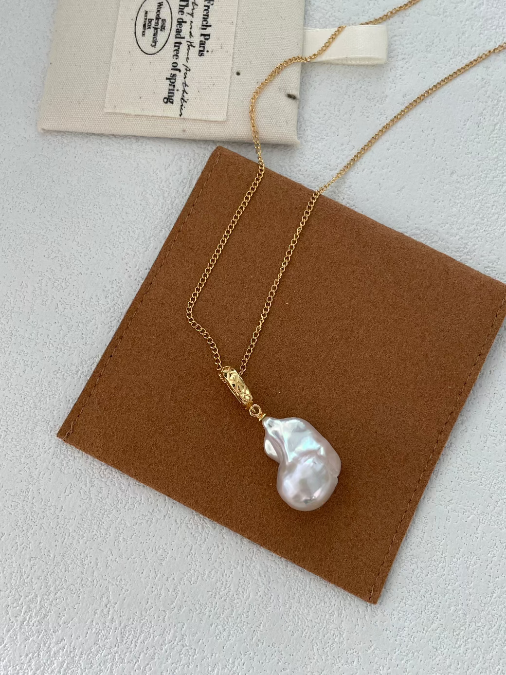 Baroque Pearl Pendant Necklace